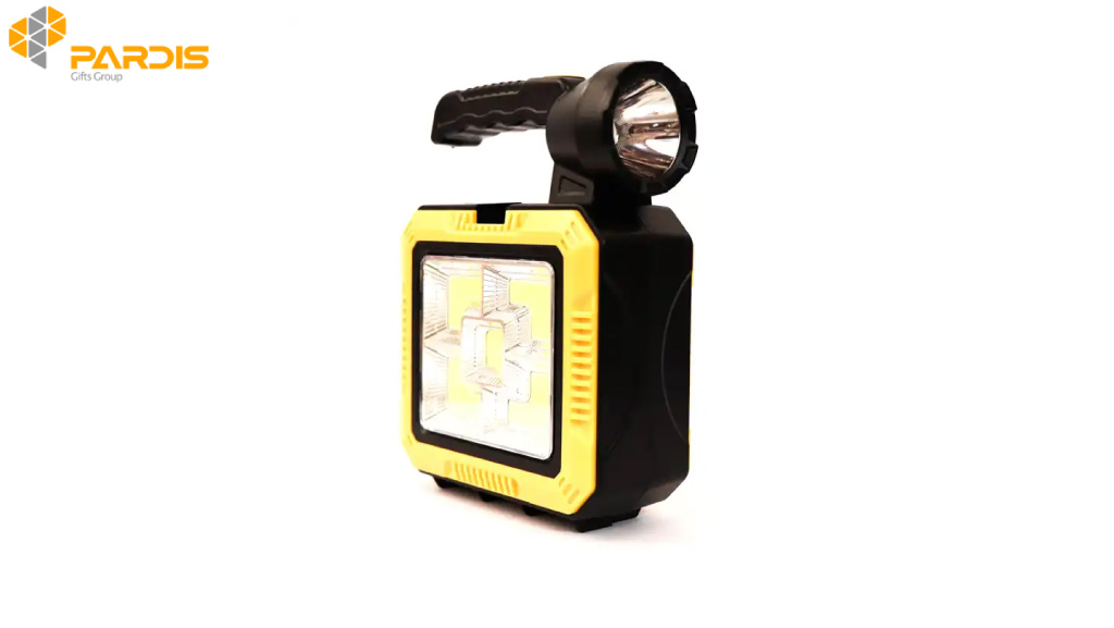 چراغ قوه شارژی برند مومنت